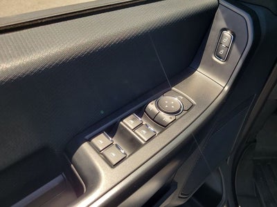 2025 Ford F-150 STX 5.0 V8