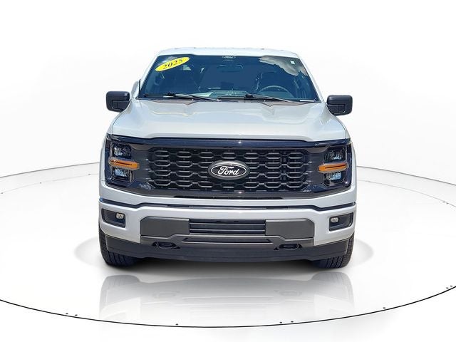 2025 Ford F-150 STX 5.0 V8
