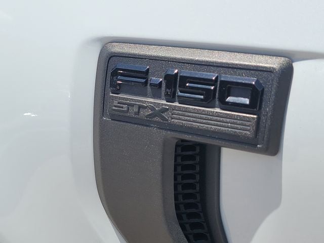 2025 Ford F-150 STX 5.0 V8