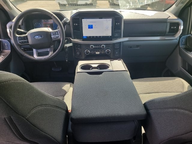 2025 Ford F-150 XLT 5.0 V8
