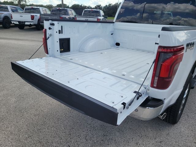 2026 Ford F-150 Lariat 4WD SUPERCREW