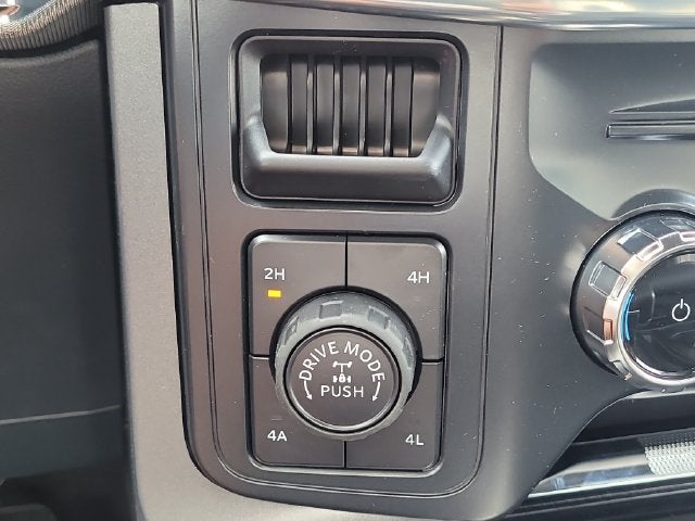 2026 Ford F-150 Lariat 4WD SUPERCREW