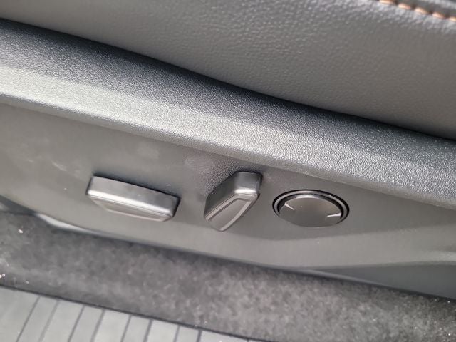 2026 Ford F-150 Lariat 4WD SUPERCREW