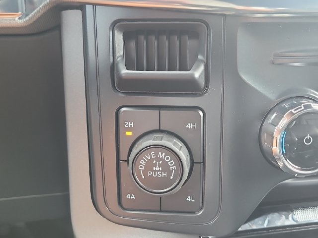 2026 Ford F-150 Lariat 4WD SUPERCREW
