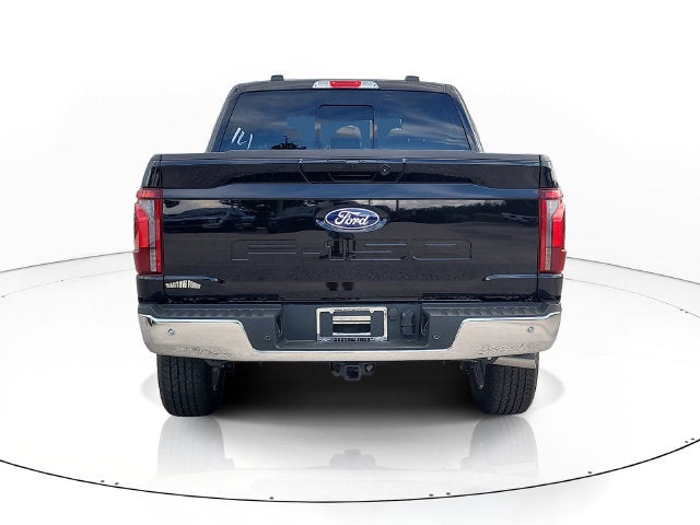 2026 Ford F-150 Lariat 4WD SUPERCREW