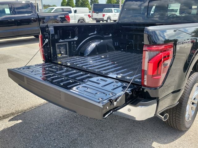 2026 Ford F-150 Lariat 4WD SUPERCREW