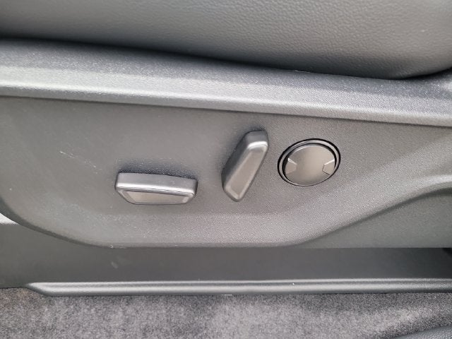 2026 Ford F-150 Lariat 4WD SUPERCREW