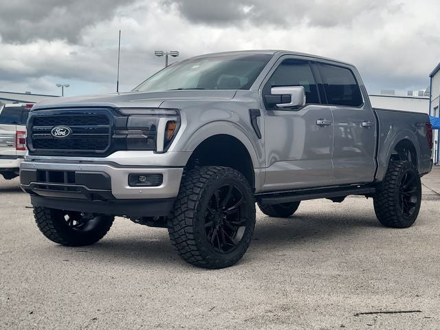 2026 Ford F-150 Lariat 4WD SUPERCREW LIFTED WHEELS & TIRES