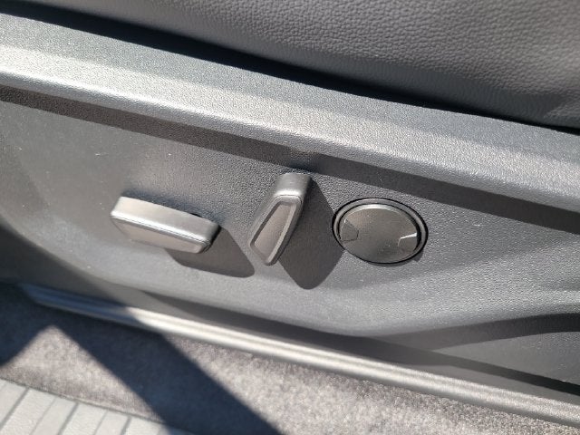 2026 Ford F-150 Lariat 4WD SUPERCREW