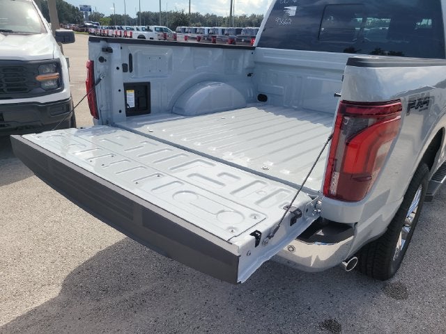 2026 Ford F-150 Lariat 4WD SUPERCREW