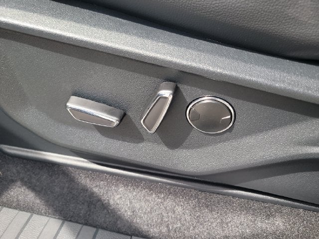 2026 Ford F-150 Lariat 4WD SUPERCREW