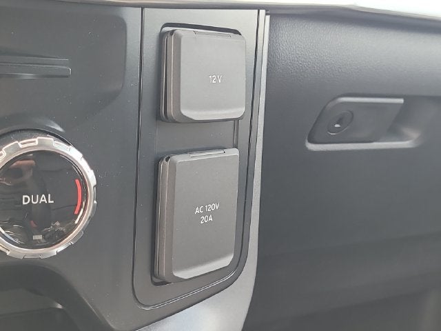 2026 Ford F-150 Lariat 4WD SUPERCREW