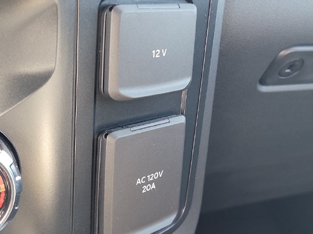 2026 Ford F-150 Lariat 4WD SUPERCREW