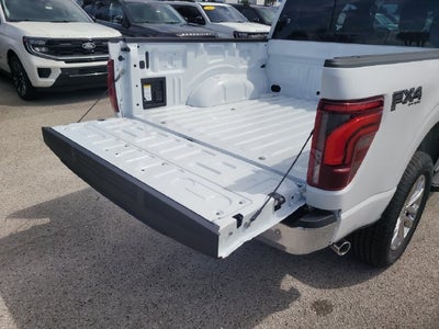 2026 Ford F-150 Lariat 4WD SUPERCREW