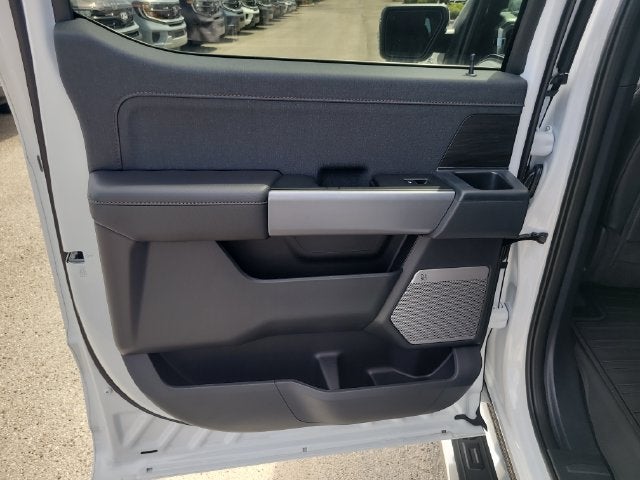 2026 Ford F-150 Lariat 4WD SUPERCREW