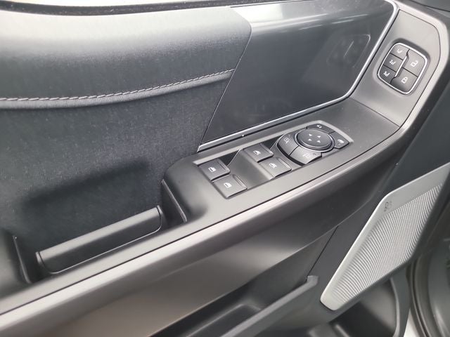 2026 Ford F-150 Lariat 4WD SUPERCREW