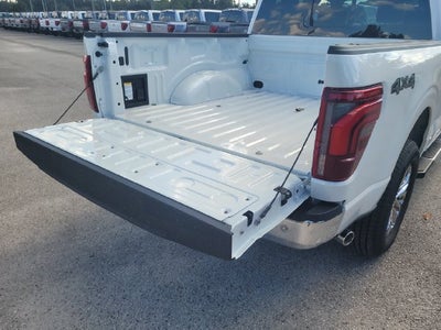 2026 Ford F-150 Lariat 4WD SUPERCREW