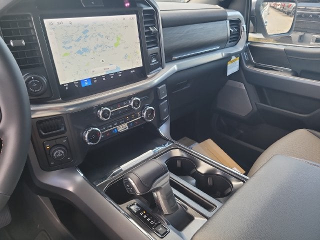 2026 Ford F-150 Lariat 4WD SUPERCREW