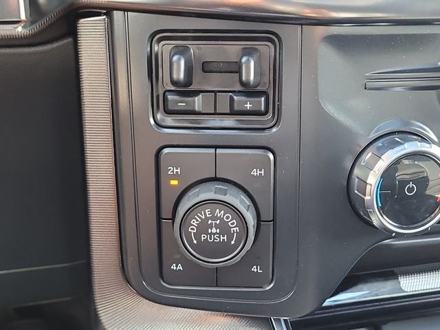 2026 Ford F-150 Platinum 4WD SUPERCREW