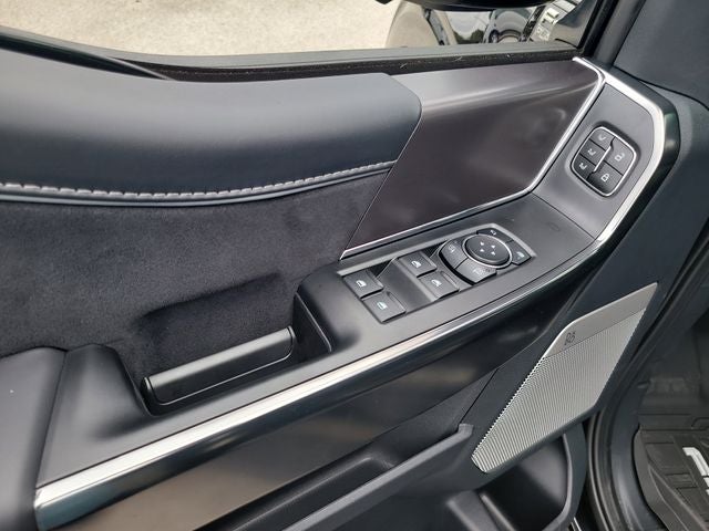 2026 Ford F-150 Platinum 4WD SUPERCREW
