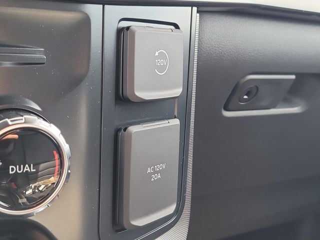 2026 Ford F-150 Platinum 4WD SUPERCREW