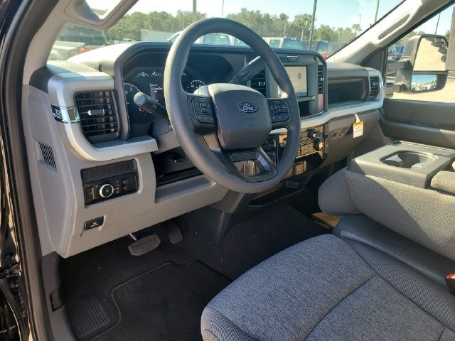 2027 Ford F-350SD XL 4WD REG CAB DRW