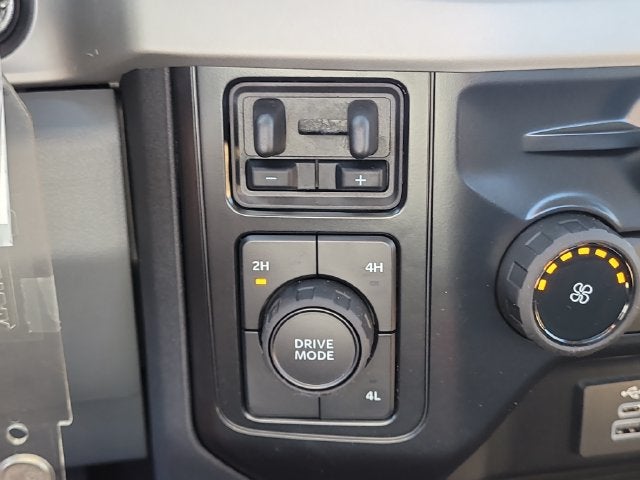 2027 Ford F-350SD XL 4WD REG CAB DRW