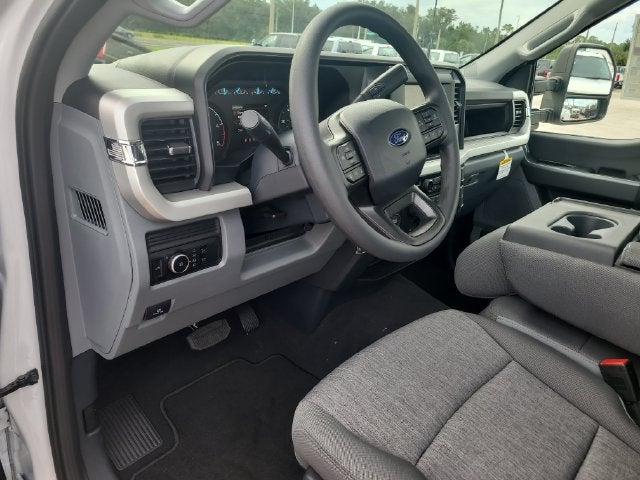 2027 Ford F-350SD XL DRW 4WD REG CAB