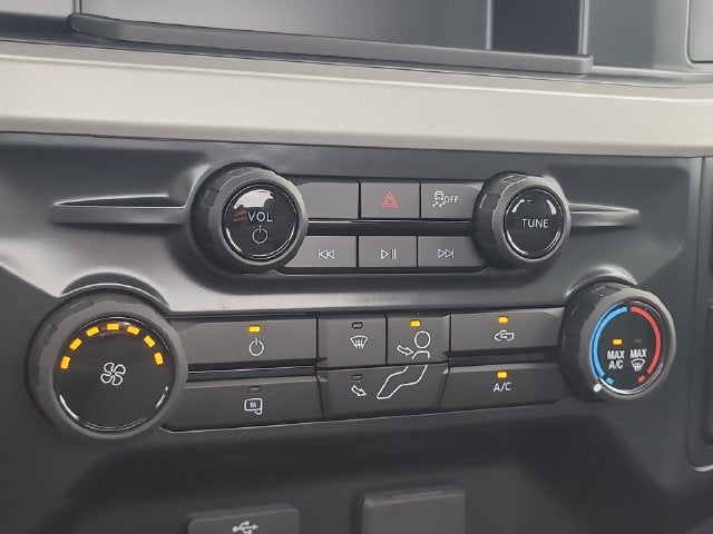 2027 Ford F-350SD XL DRW 4WD REG CAB