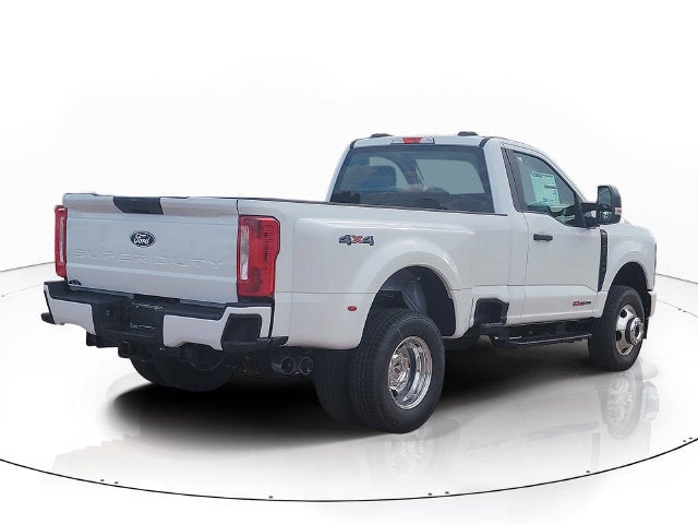 2027 Ford F-350SD XL DRW 4WD REG CAB