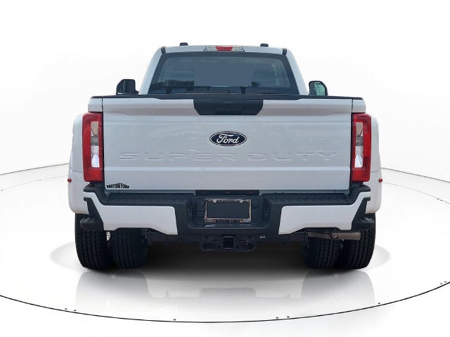 2027 Ford F-350SD XL DRW 4WD REG CAB