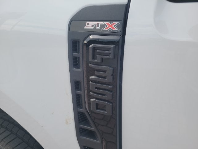 2027 Ford F-350SD XL DRW 4WD REG CAB
