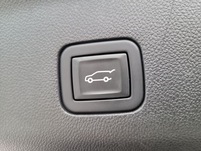 2023 GMC Yukon XL SLT LUXURY PACKAGE
