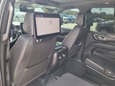 2023 GMC Yukon XL SLT LUXURY PACKAGE