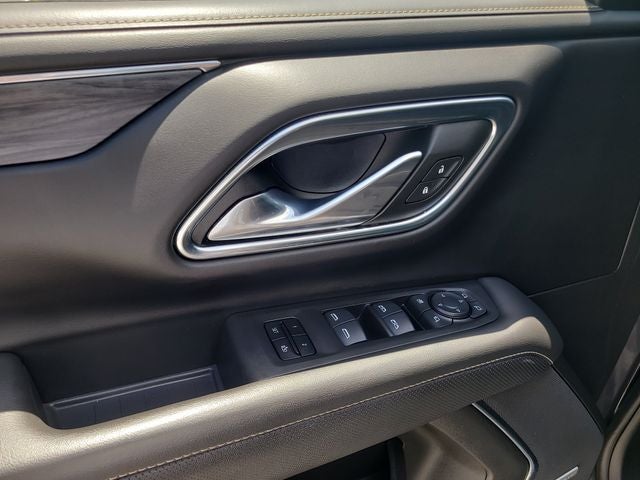 2023 GMC Yukon XL SLT LUXURY PACKAGE