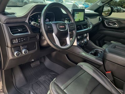 2023 GMC Yukon XL SLT LUXURY PACKAGE