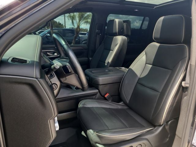 2023 GMC Yukon XL SLT LUXURY PACKAGE