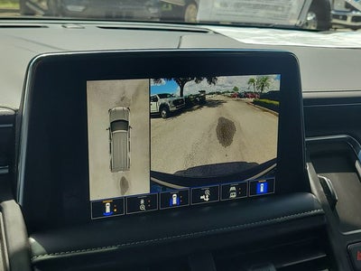 2023 GMC Yukon XL SLT LUXURY PACKAGE