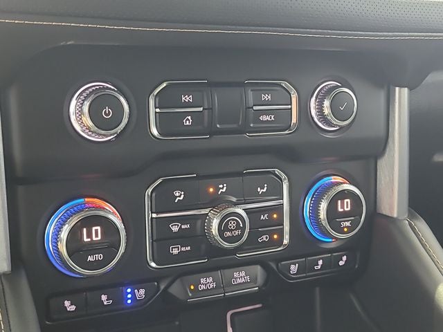 2023 GMC Yukon XL SLT LUXURY PACKAGE