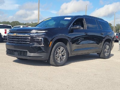 2025 Chevrolet Traverse LT