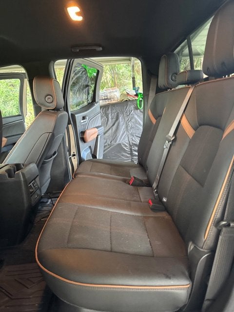 2023 GMC Canyon AT4 2.7 TURBO