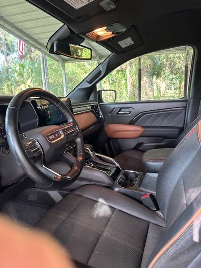 2023 GMC Canyon AT4 2.7 TURBO