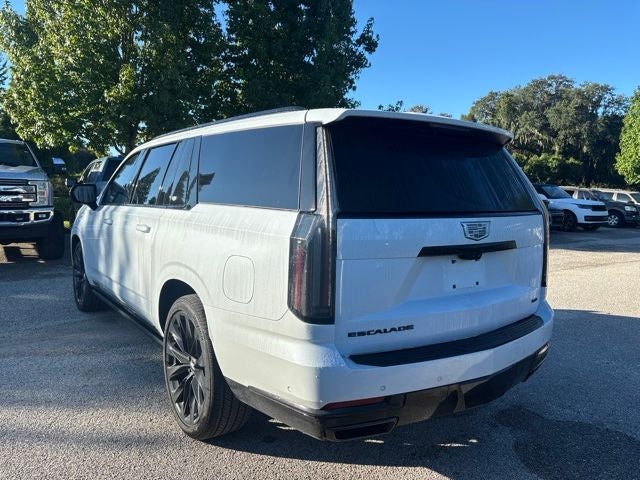 2026 Cadillac Escalade ESV Platinum Edition