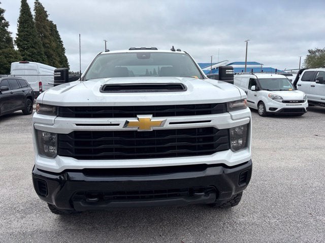 2024 Chevrolet Silverado 2500HD Custom 6.6 V8