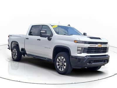 2024 Chevrolet Silverado 2500HD Custom 6.6 V-8
