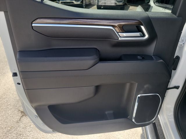 2025 Chevrolet Silverado 1500 LT 5.3 V8