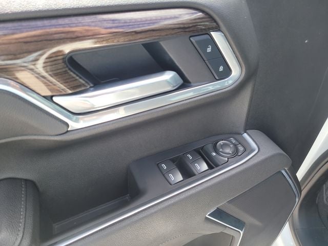 2025 Chevrolet Silverado 1500 LT 5.3 V8