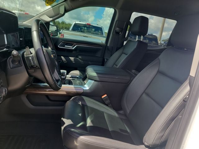 2025 Chevrolet Silverado 1500 LT 5.3 V8