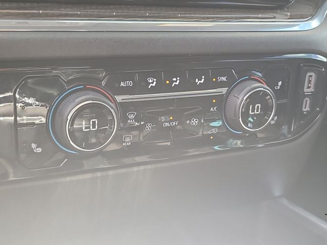 2025 Chevrolet Silverado 1500 LT 5.3 V8