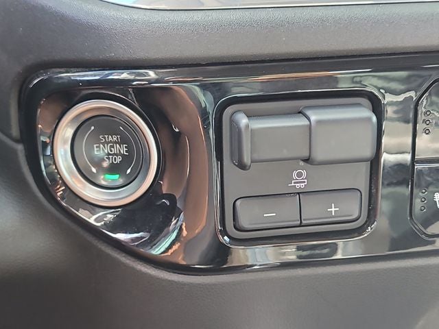 2025 Chevrolet Silverado 1500 LT 5.3 V8